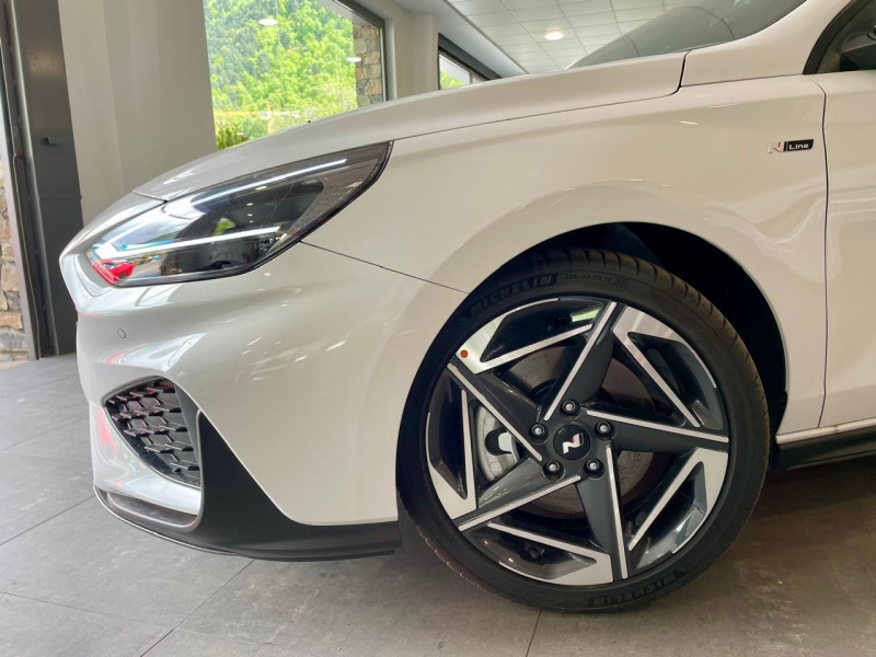 Hyundai i30 1.5T 140cv DCT7 N LINE