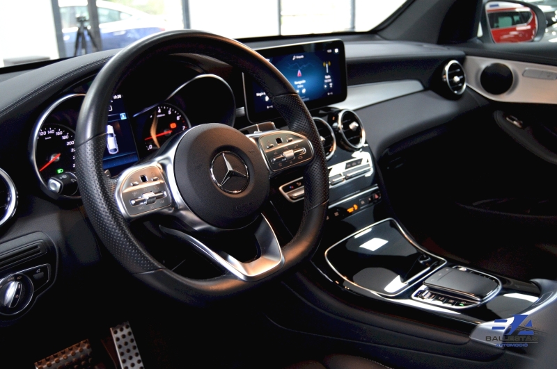 Mercedes-Benz GLC 200 4MATIC Coupé AMG Line   