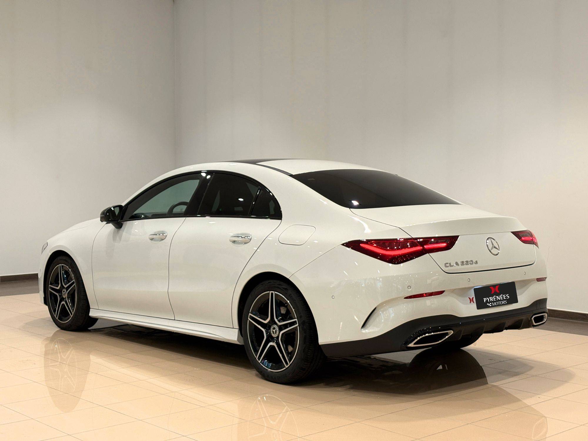 Mercedes-Benz CLA 220D 