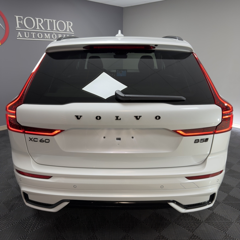 VOLVO XC60 B5 AWD 250CV “BLACK EDITION PLUS”