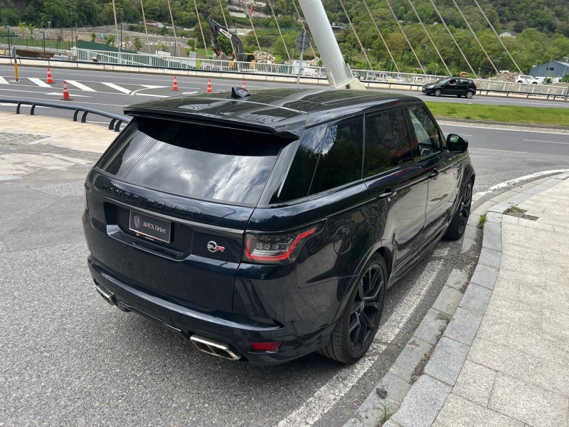 Range Rover Sport SVR Carbon Edition