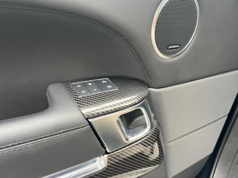 Range Rover Sport SVR Carbon Edition