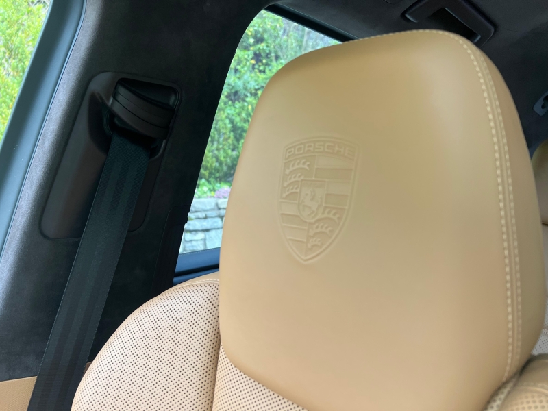 Porsche Cayenne Turbo S Akrapovic