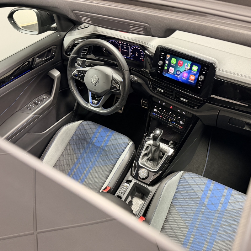 VOLKSWAGEN T-ROC R “BLACK EDITION” 300CV