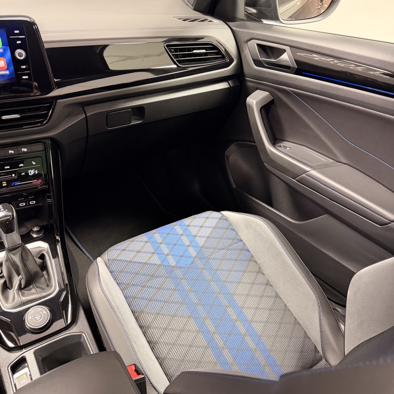 VOLKSWAGEN T-ROC R “BLACK EDITION” 300CV