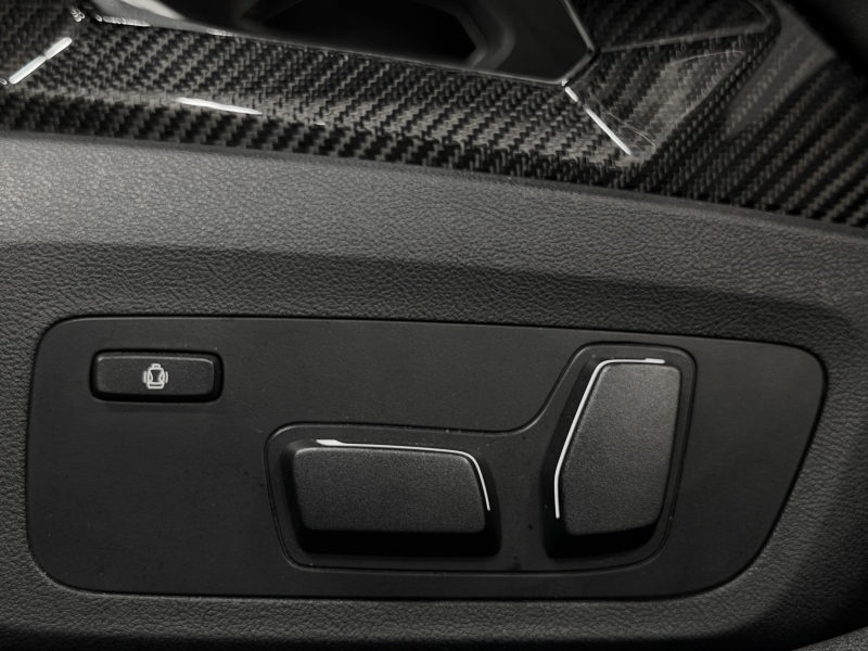 BMW M3 Touring Ceràmics Carbon Backets