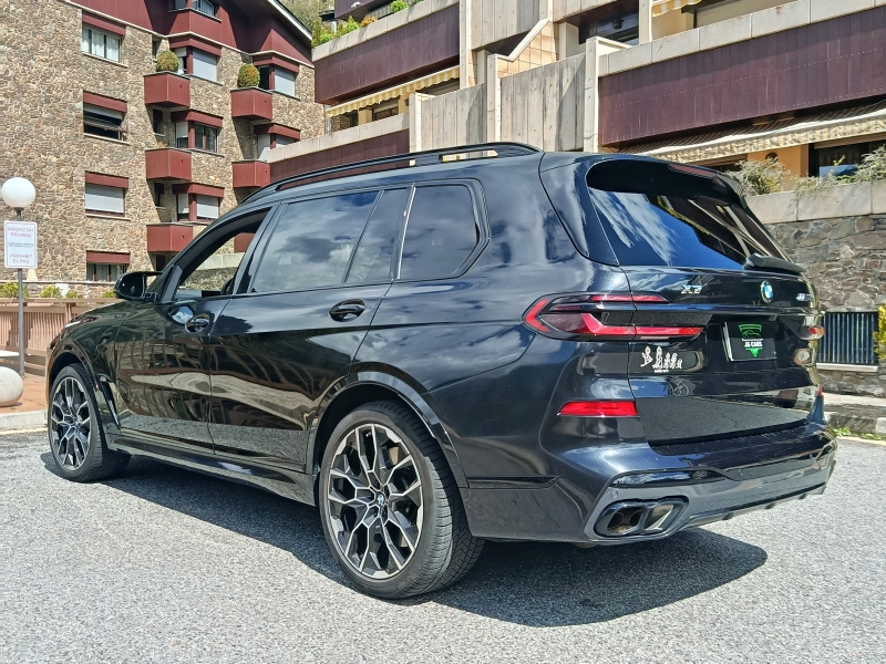 BMW X7 M60i Xdrive