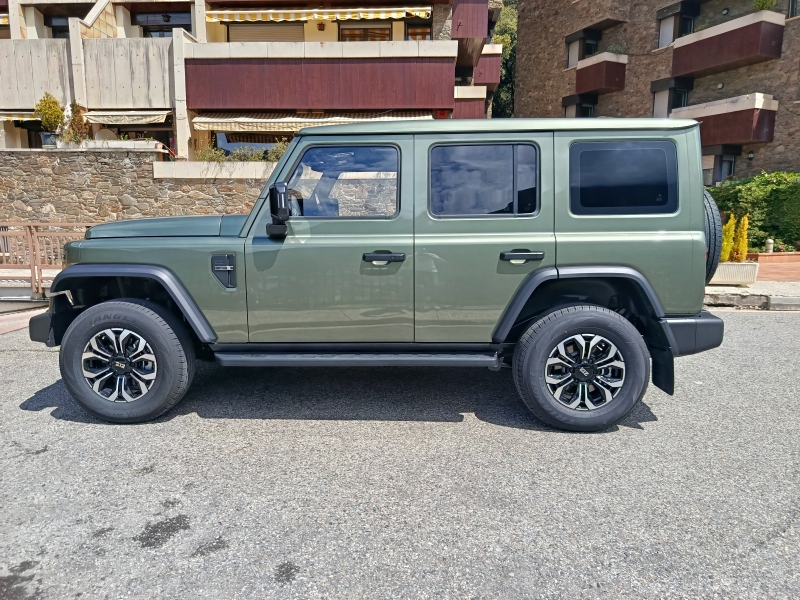 **212**