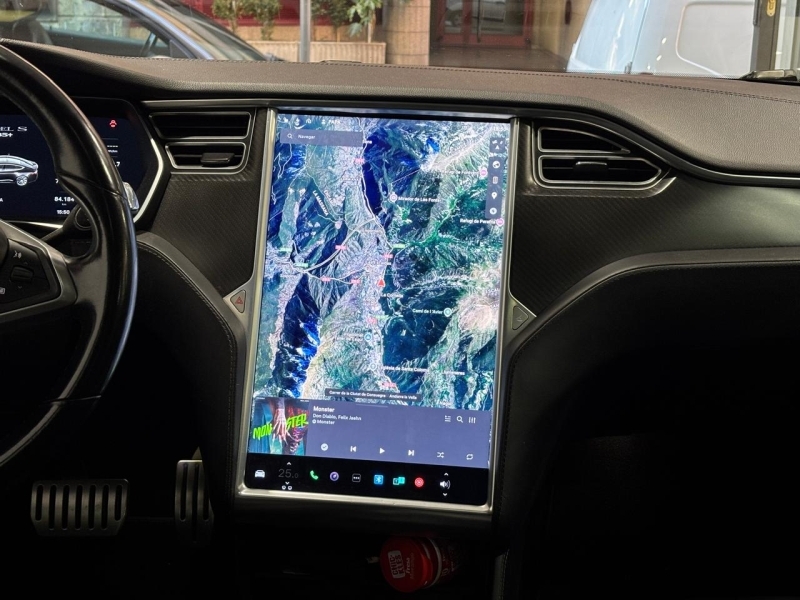 Tesla Model S P85+