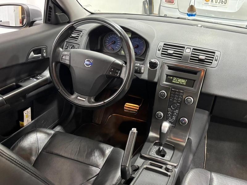 VOLVO C30 R DESIGN
