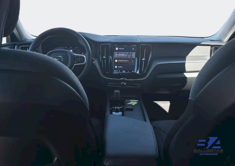 VOLVO XC60 B5 AWD 250 CV 