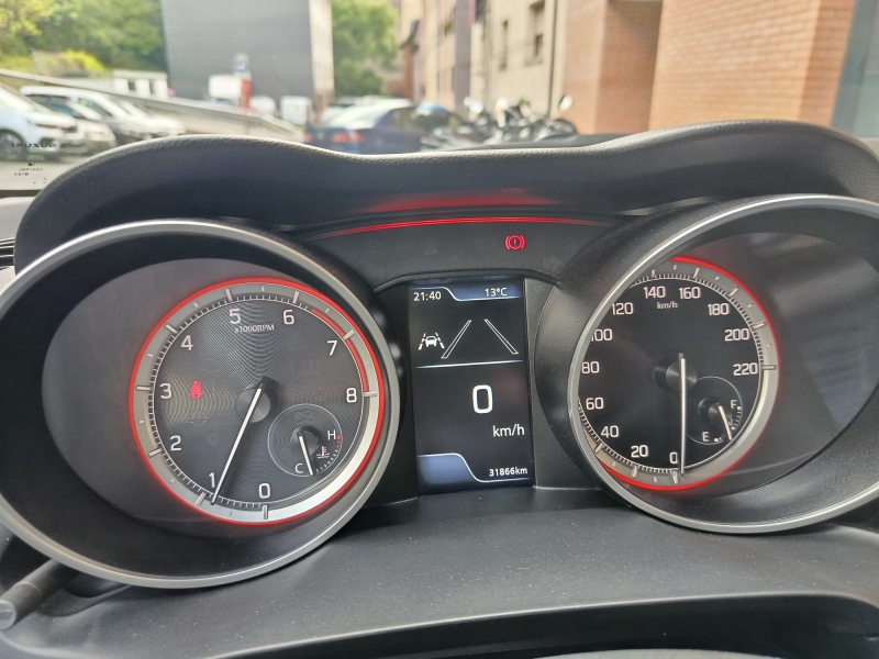 SUZUKI SWIFT 1.2 4X4