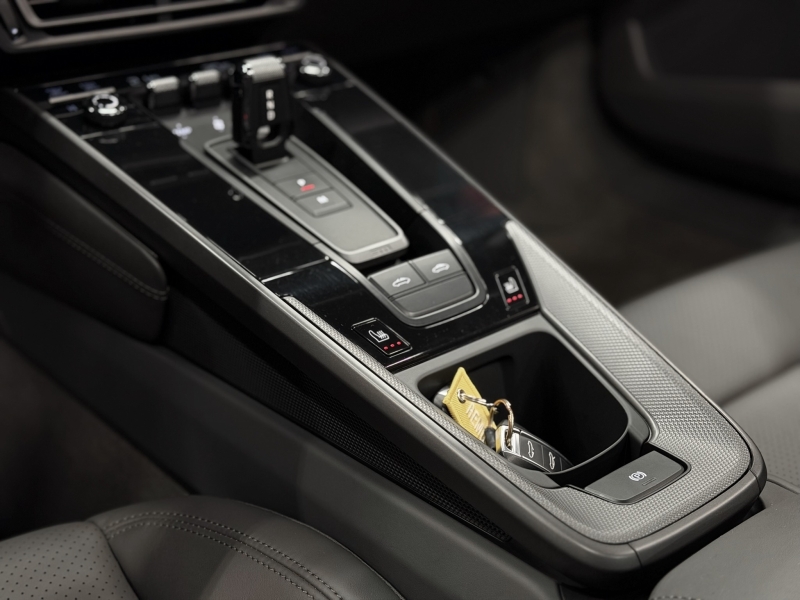 Porsche 911 992 Targa 4S 450cv