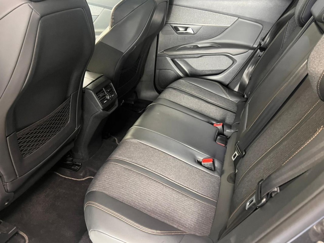 PEUGEOT 3008 1.6 THP GT Line