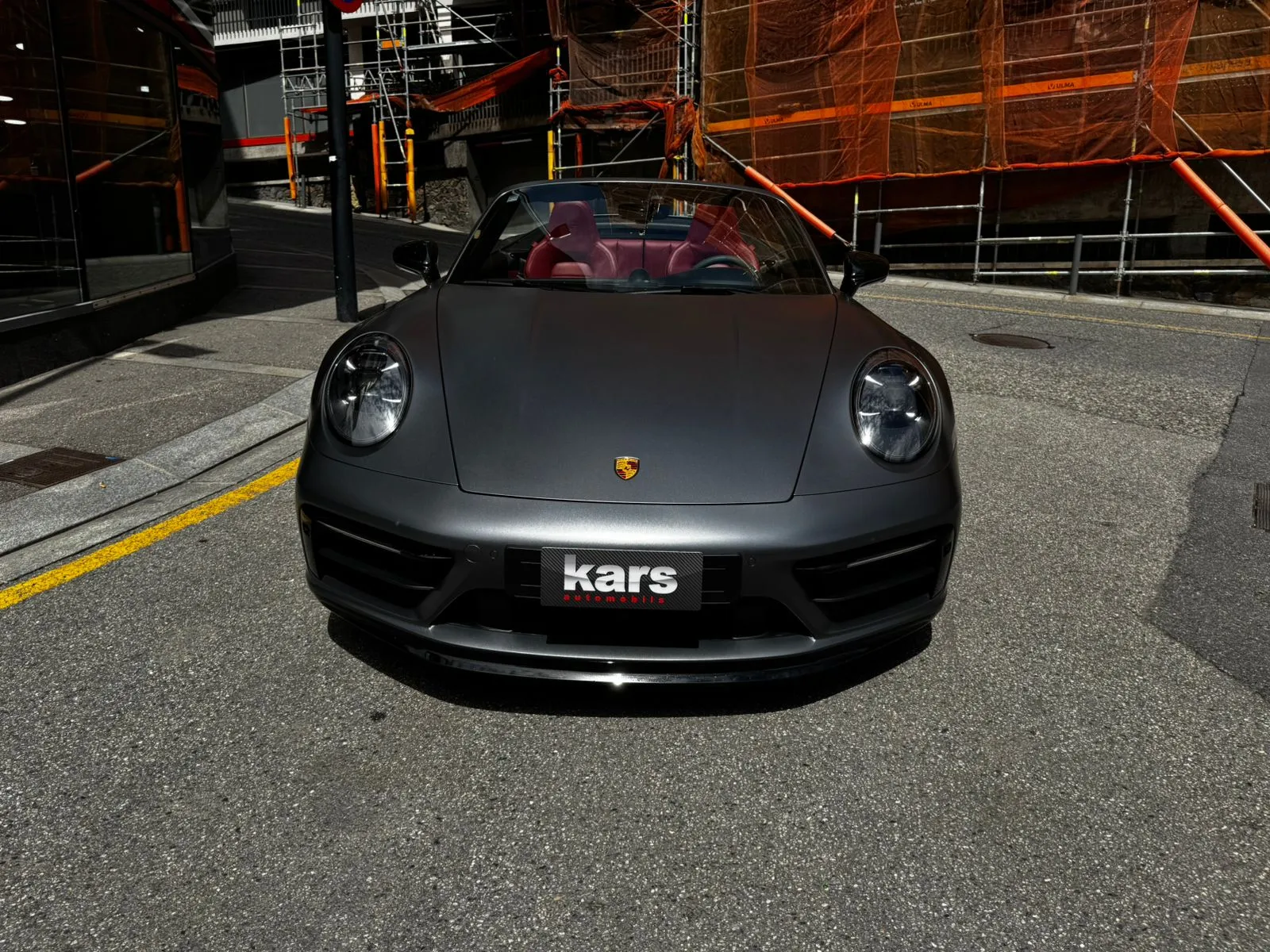 Porsche 911 - 992 Carrera 4 GTS Cabrio