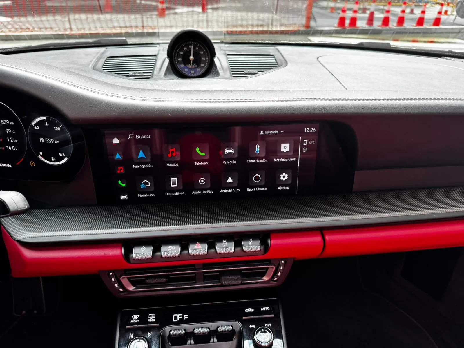 Porsche 911 - 992 Carrera 4 GTS Cabrio