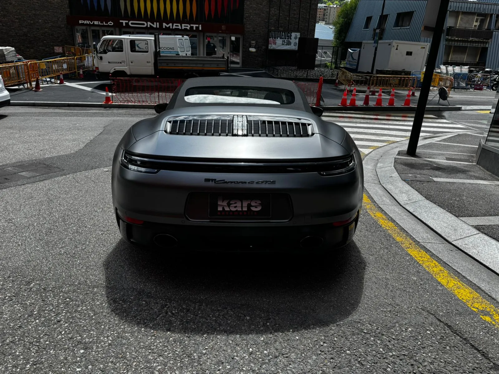 Porsche 911 - 992 Carrera 4 GTS Cabrio