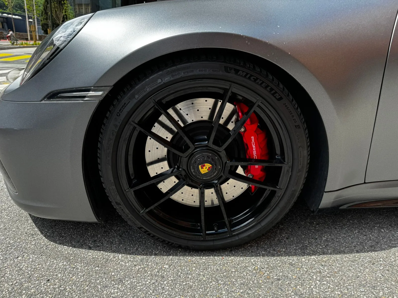 Porsche 911 - 992 Carrera 4 GTS Cabrio