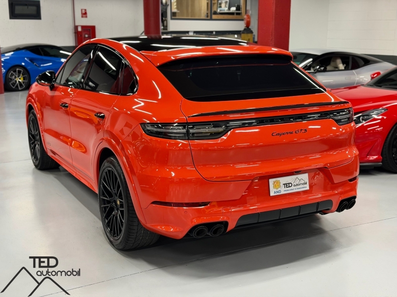 Porsche Cayenne Coupé GTS 460cv