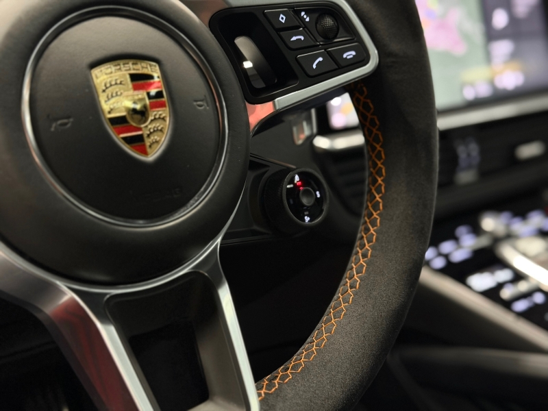 Porsche Cayenne Coupé GTS 460cv