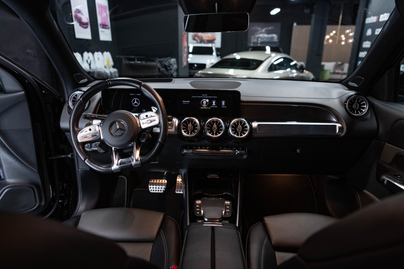 Mercedes Benz GLB35 AMG / 7 Places