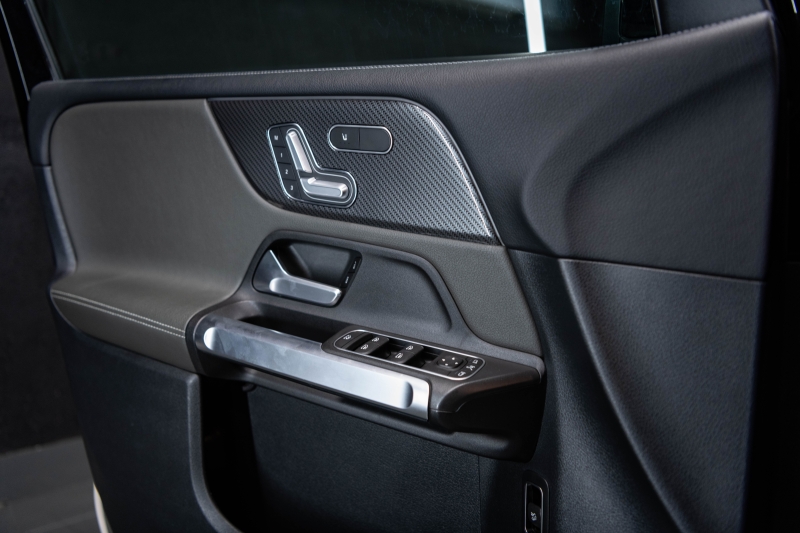 Mercedes Benz GLB35 AMG / 7 Places