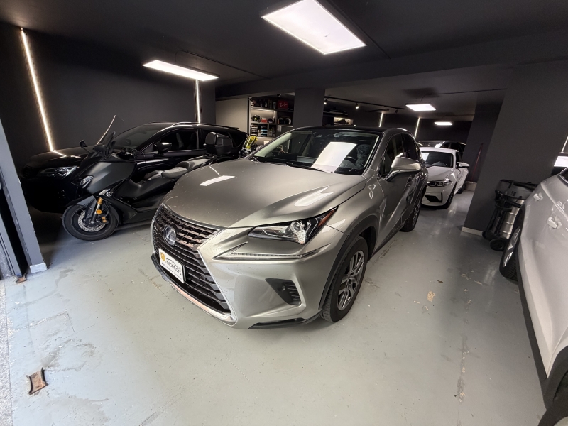 Lexus NX 300h 200cv