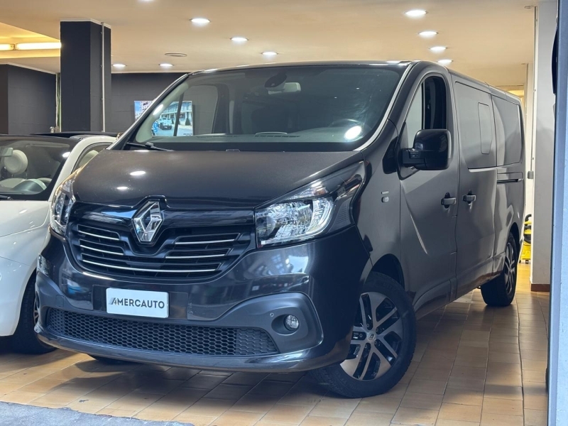 RENAULT TRAFIC SPACECLASS 9 PLACES