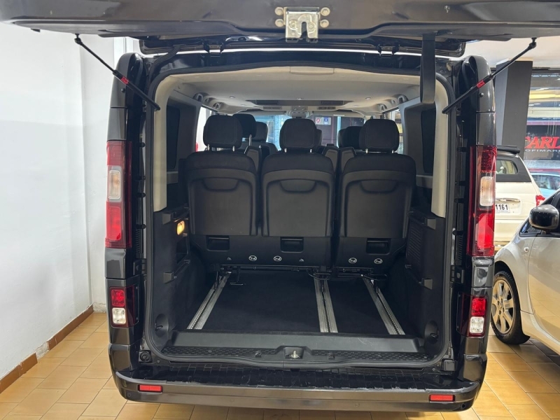 RENAULT TRAFIC SPACECLASS 9 PLACES