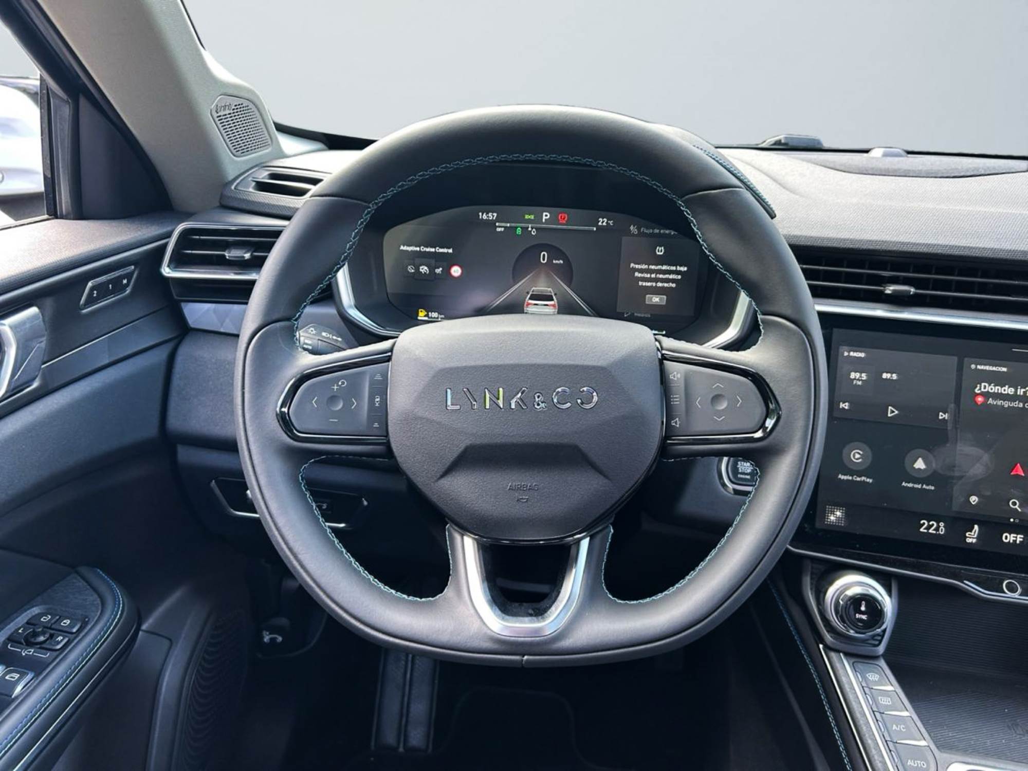 Lynk&Co 01 261 Cv