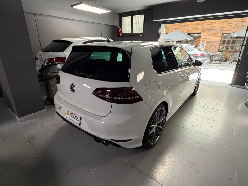 Volkswagen Golf R 4x4 300cv