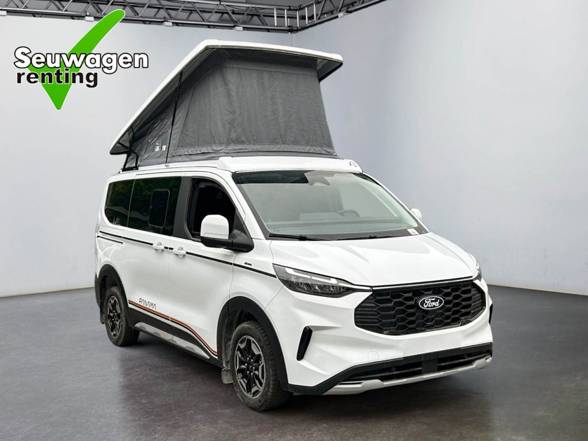 Ford Panama P10+