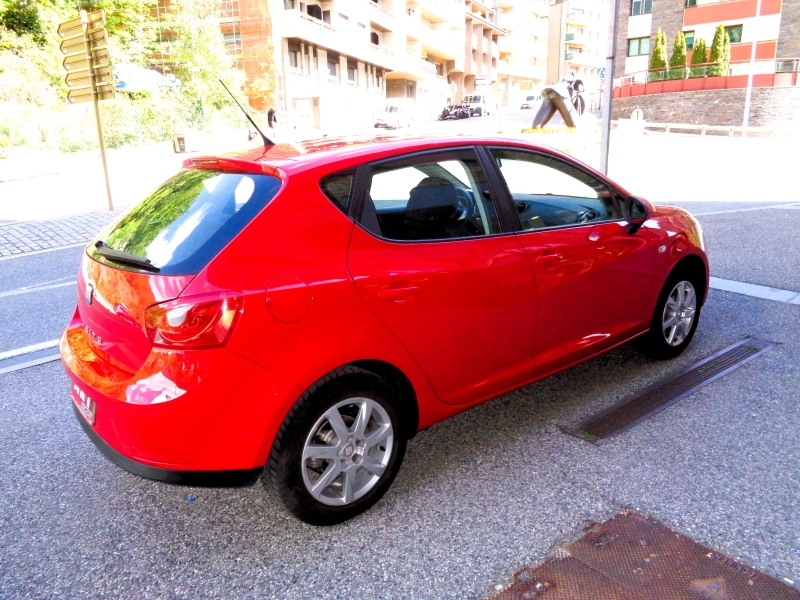 SEAT IBIZA 1.6 I 