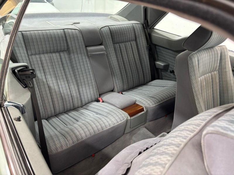 MERCEDES-BENZ 300 CE W124
