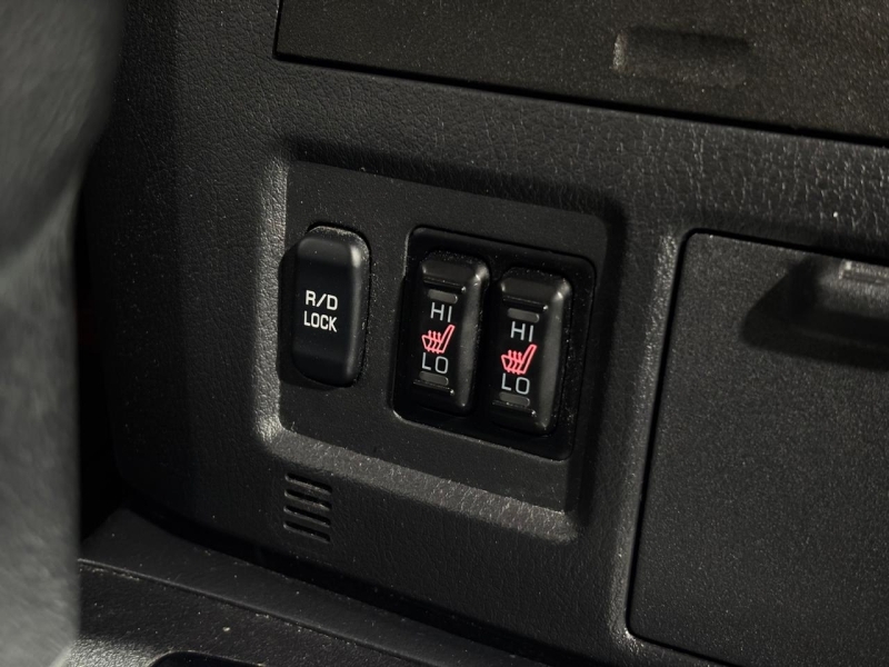 MITSUBISHI MONTERO 7 PLACES