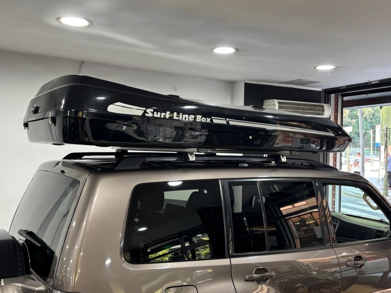 MITSUBISHI MONTERO 7 PLACES