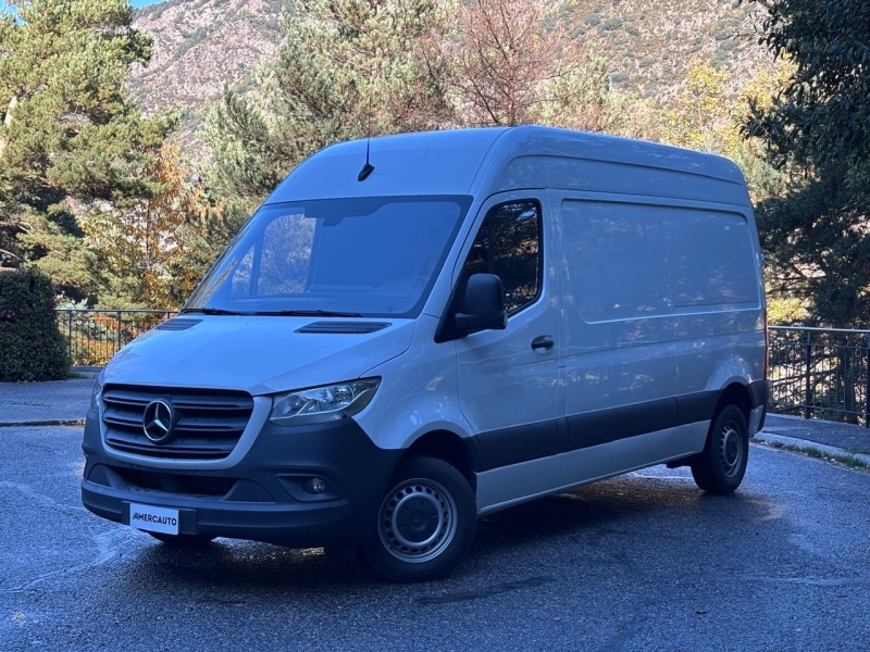 MERCEDES-BENZ SPRINTER L2H2