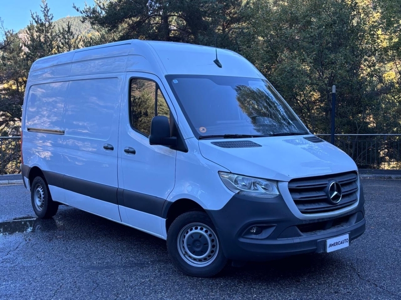 MERCEDES-BENZ SPRINTER L2H2