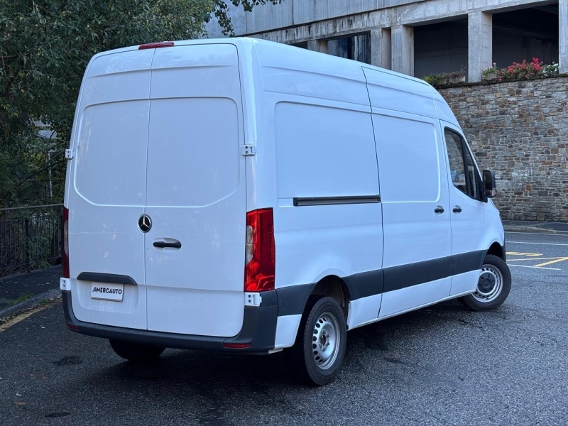 MERCEDES-BENZ SPRINTER L2H2