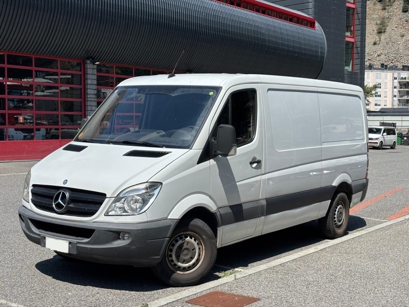 MERCEDES-BENZ SPRINTER
