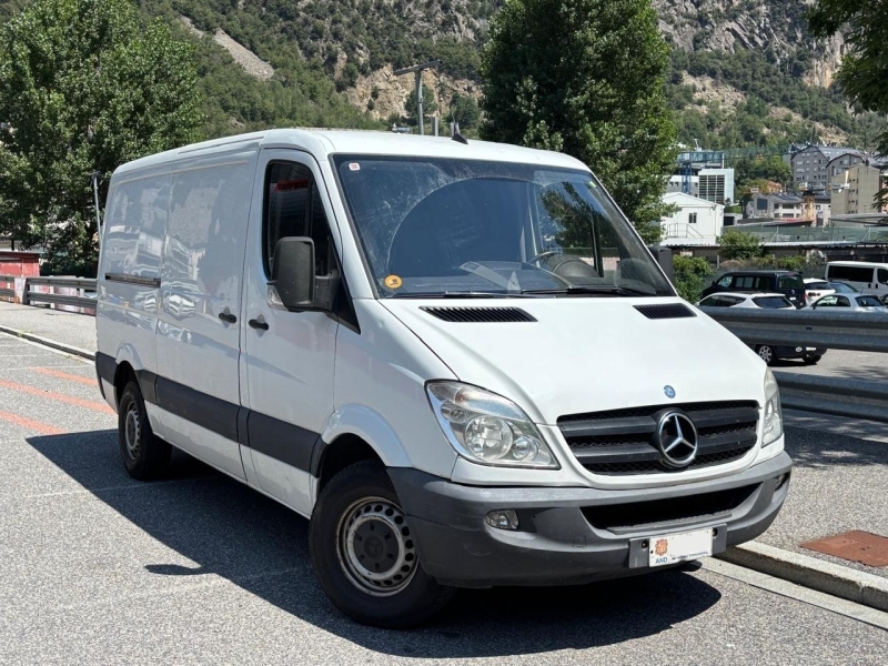 MERCEDES-BENZ SPRINTER