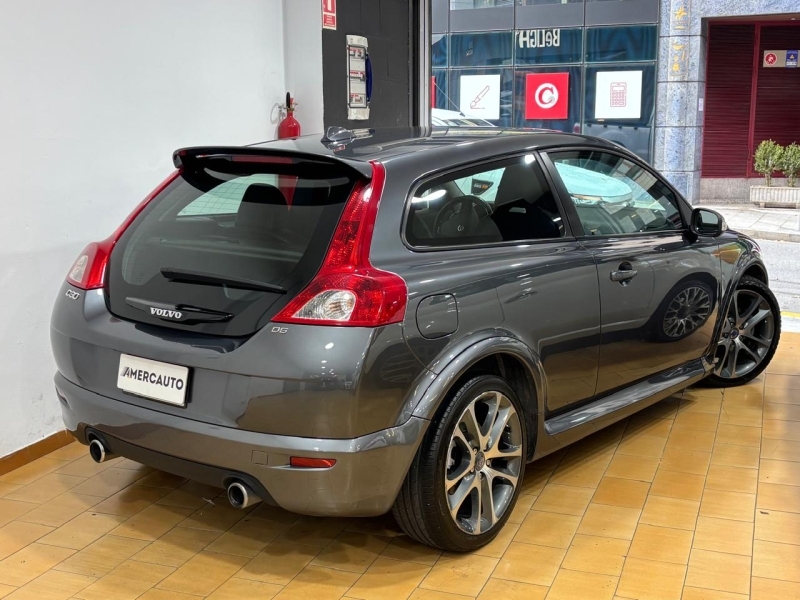 VOLVO C30 R DESIGN