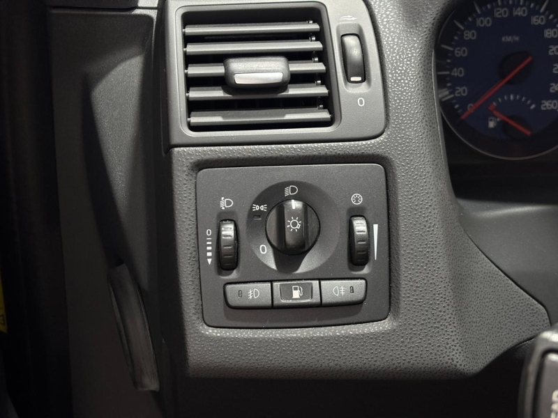 VOLVO C30 R DESIGN