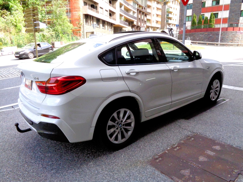 BMW X4 30 D X-DRIVE -PACK M-